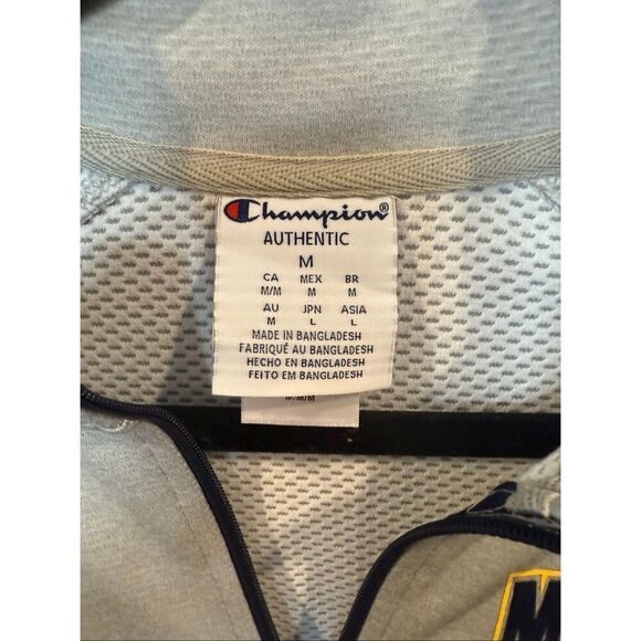 Men’s University of Michigan athletic quarter zip size medium - Picture 4 of 9